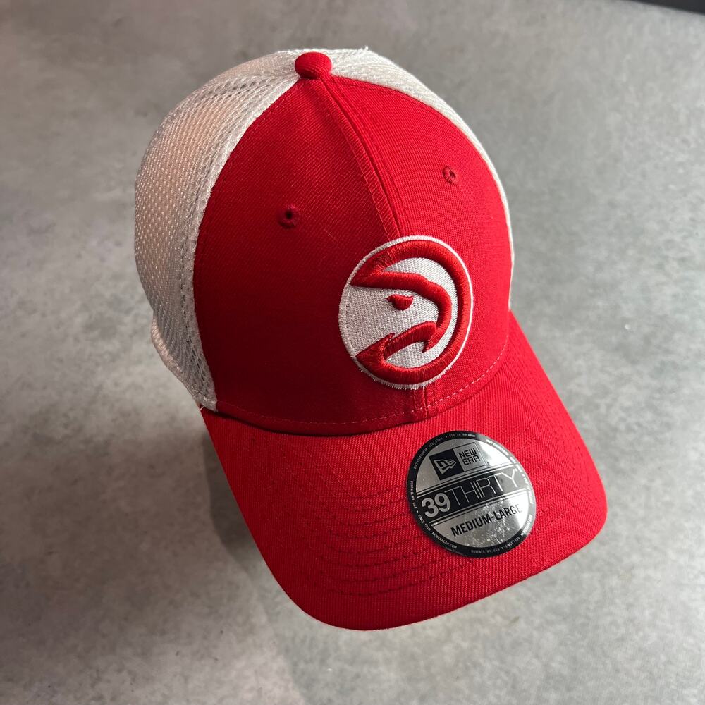 Atlanta Hawks New Era 39THIRTY Hat Red White Mesh Med/Large NBA Cap NWT